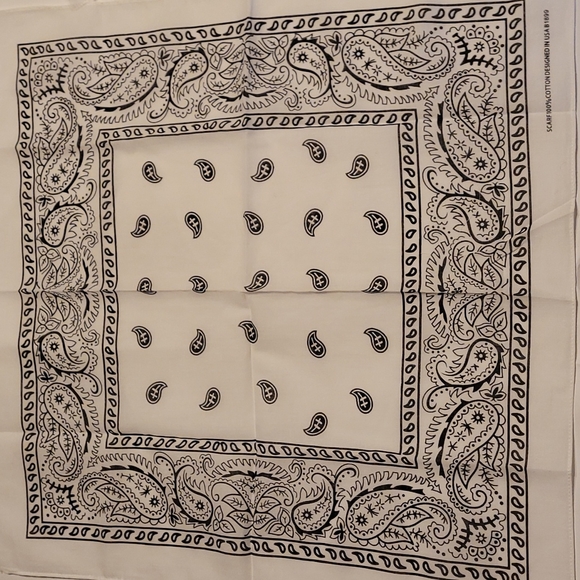 Bandanas - Picture 5 of 6